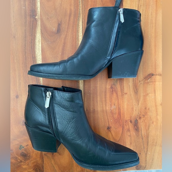 Sam Edelman Black Western Pointed Toe Leather Ankle Zip Chunky Heel Bootie - Picture 4 of 6